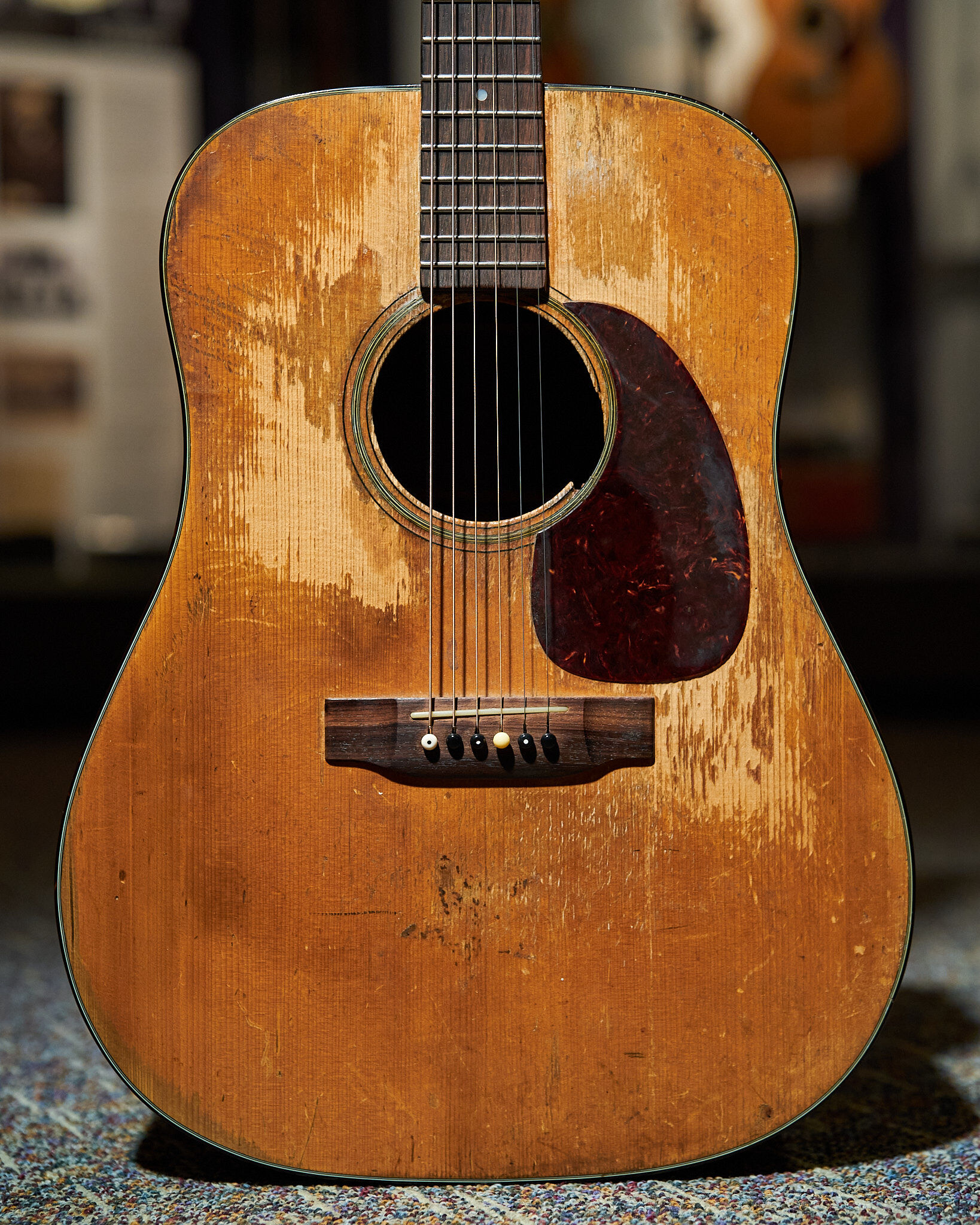 Kurt cobain martin acoustic guitar 2025